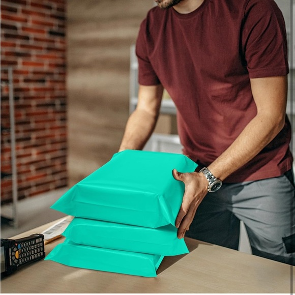 📚 10X13 Waterproof & Self Adhesive Teal Poly Mailers 25 Count 📚 - Picture 2 of 9